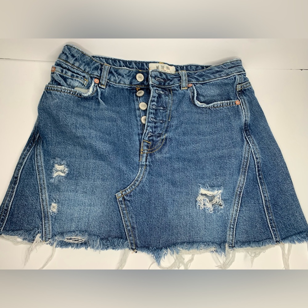 We the free button fly, raw hem, blue denim shirt sz 28 by free people